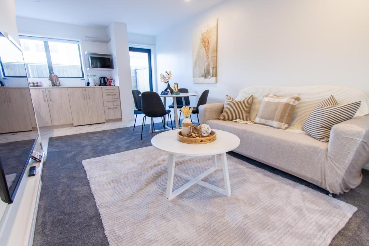 Stylish 2-Bedroom Haven Next To Hagley Park Christchurch Exterior photo